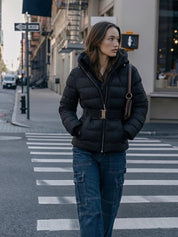 Eleanor | Piumino con cappuccio e cintura 