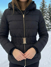 Eleanor | Piumino con cappuccio e cintura 