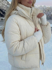 Joane | Kapuzen-Steppjacke mit Plüschfutter und kurzem Schnitt