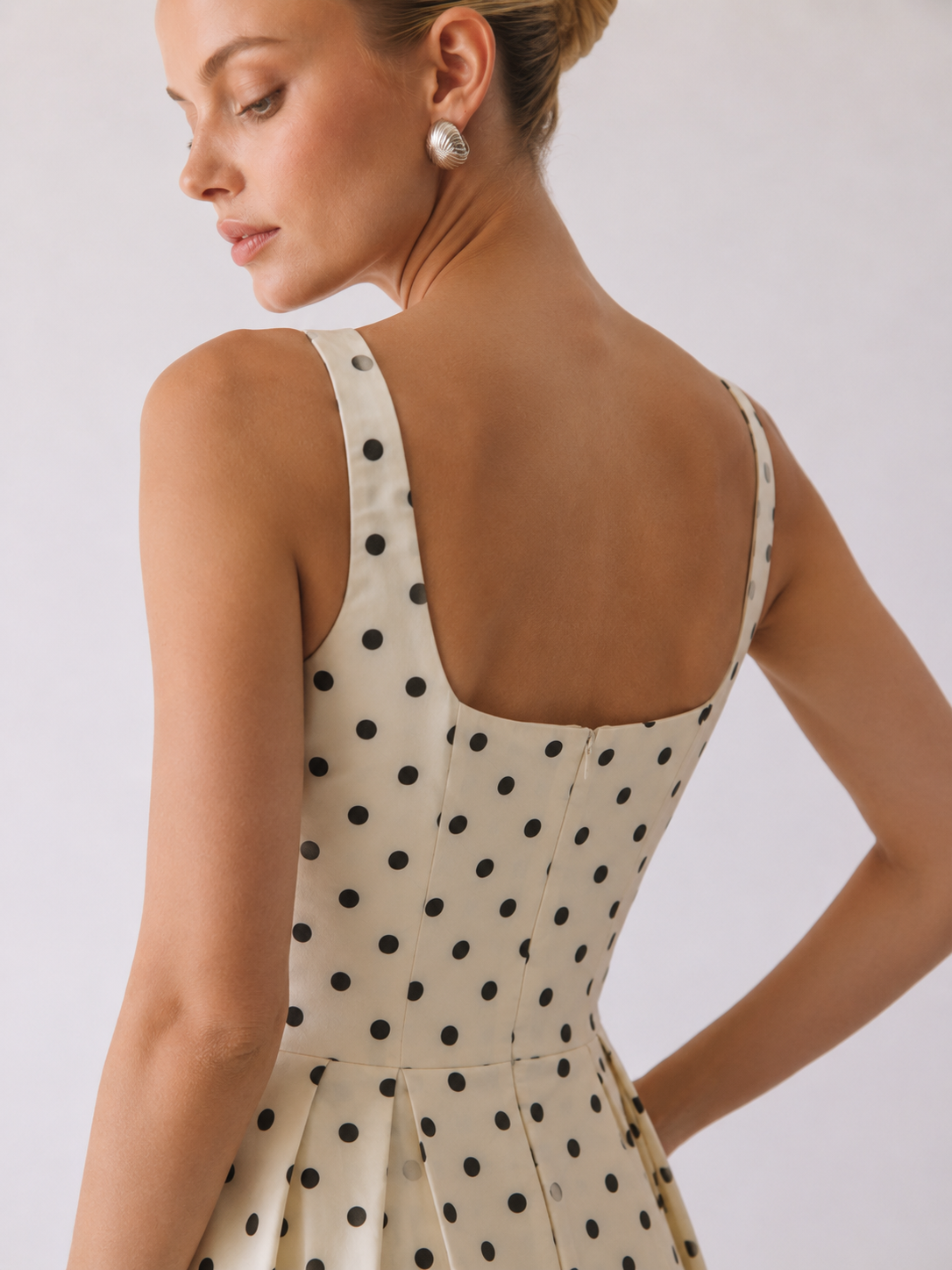 Anna | Polka-Dot-Midikleid im A-Linien-Stil