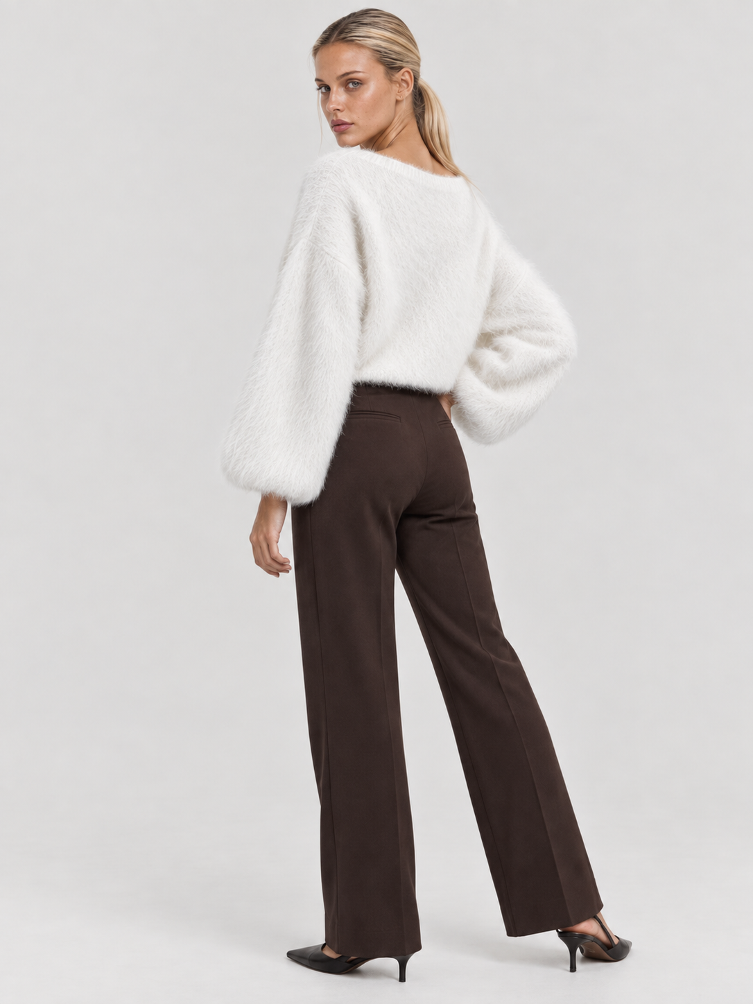 Riley Fuzzy Knit Jumper - White
