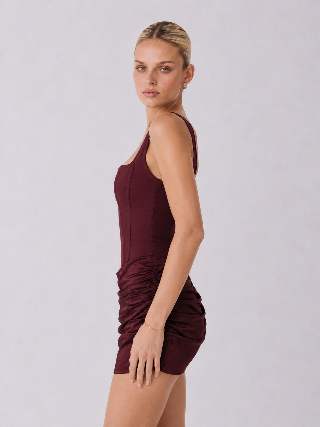 Sophie | Miniabito con corsetto drappeggiato