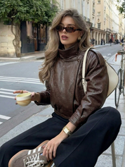 Felicia | Oversize Kunstlederjacke mit hohem Kragen