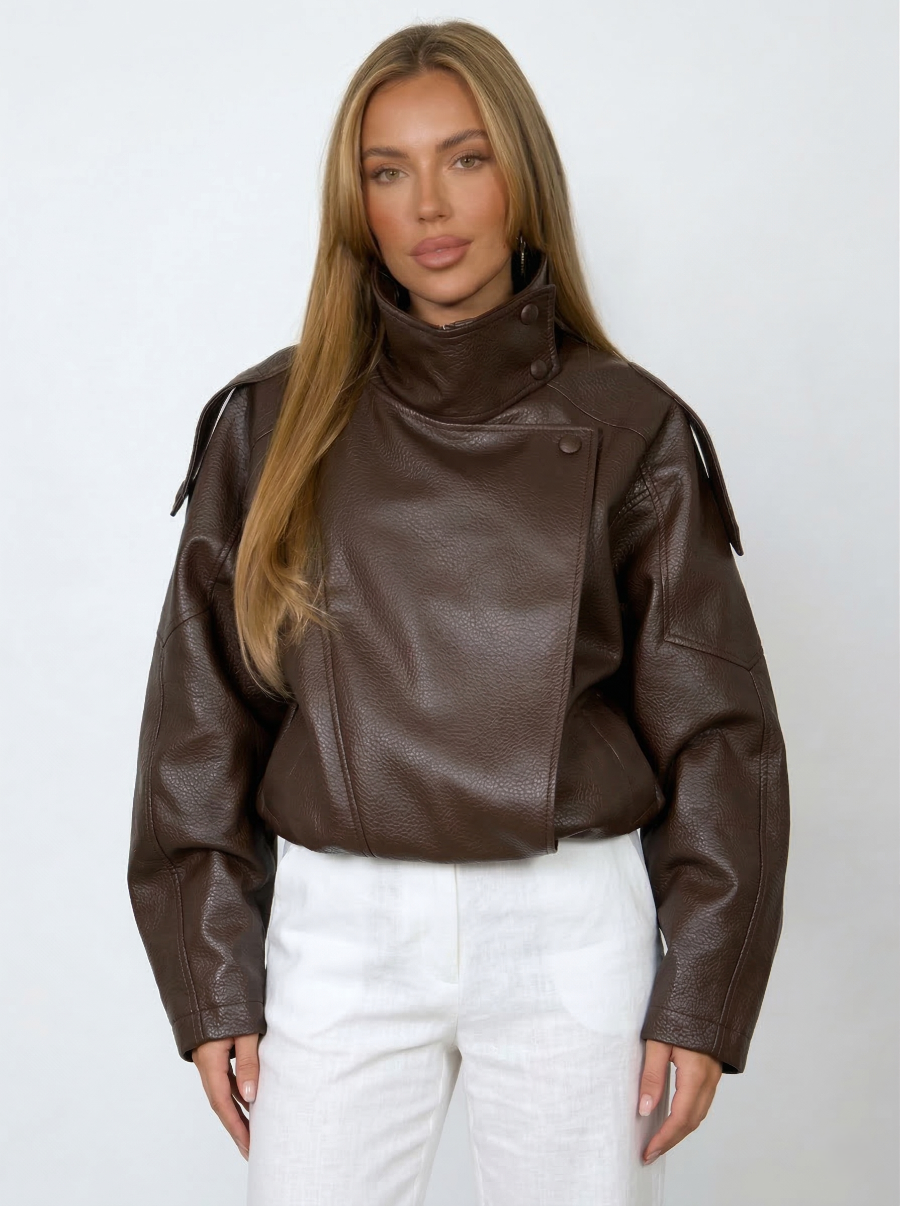 Felicia | Oversize Kunstlederjacke mit hohem Kragen