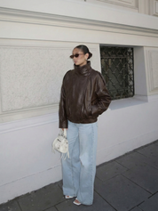 Felicia | Oversize Kunstlederjacke mit hohem Kragen