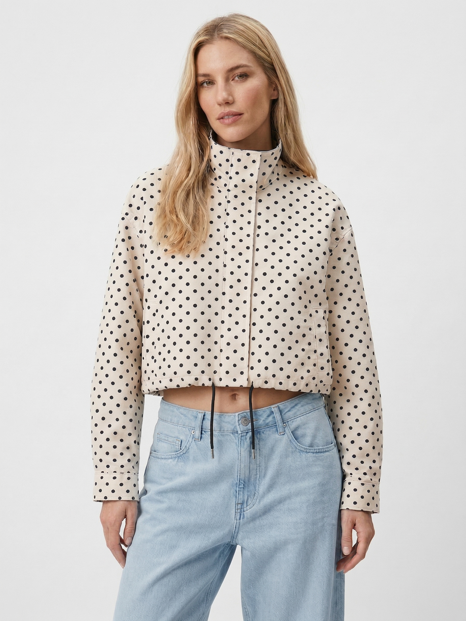 Dotty | Gepunktete Kurzjacke