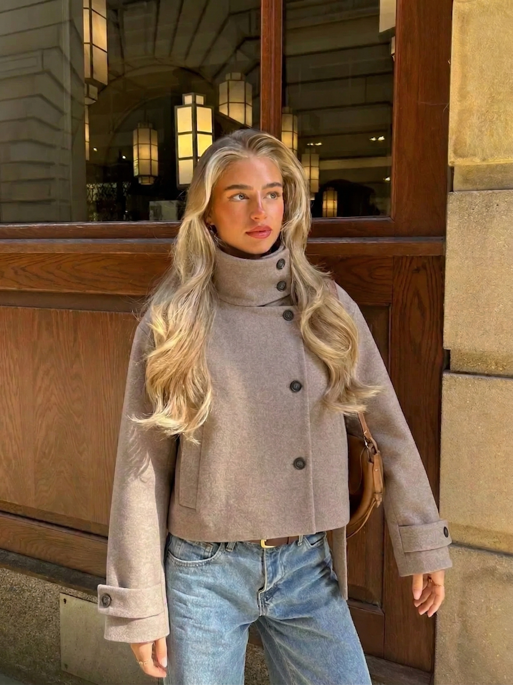 Angela | Stehkragen-Jacke mit Knöpfen