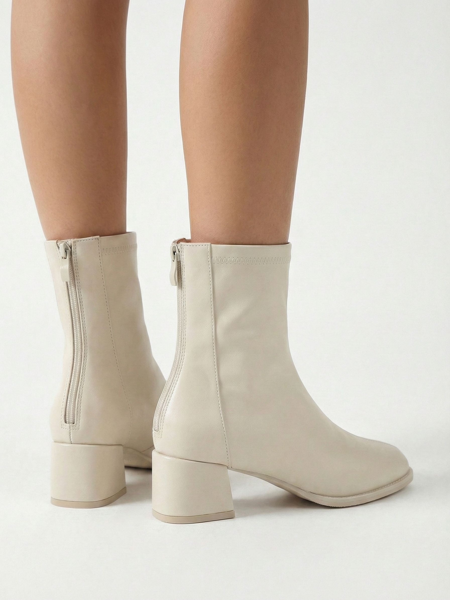 Chelsea | Minimalistische Ankle Boots mit Blockabsatz