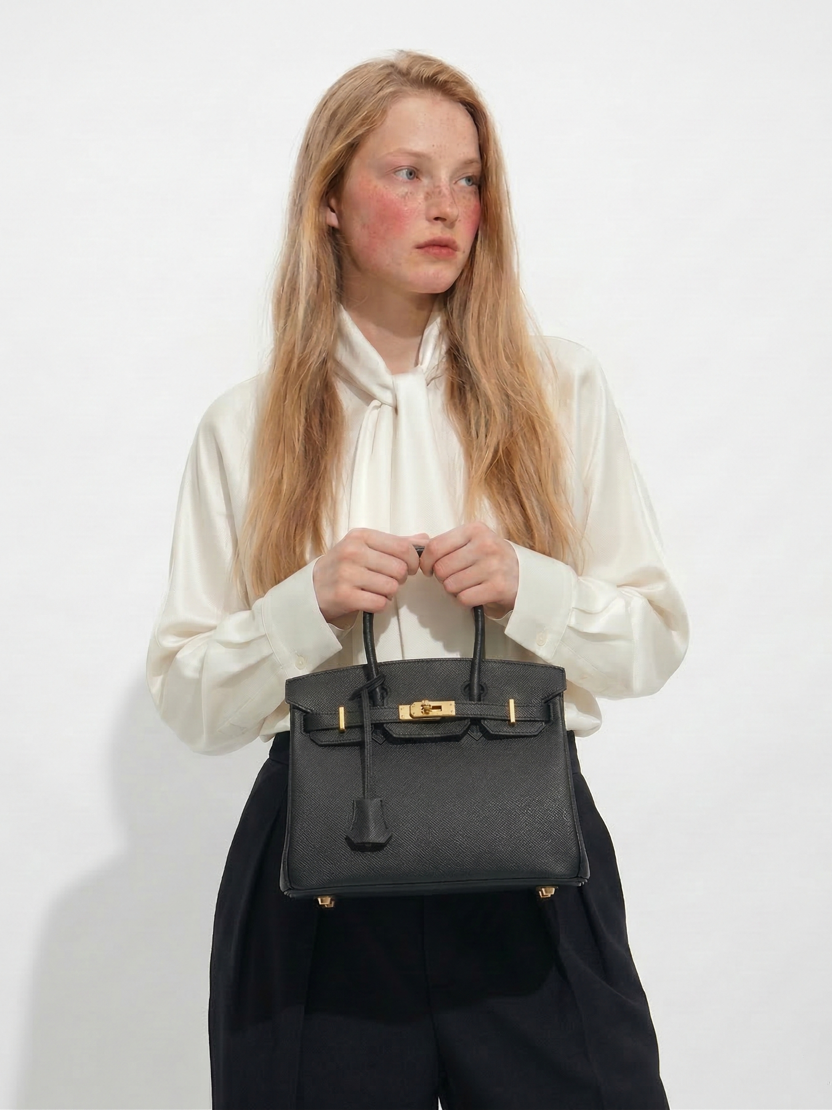 Elena | Strukturierte Leder-Top-Handle-Tasche