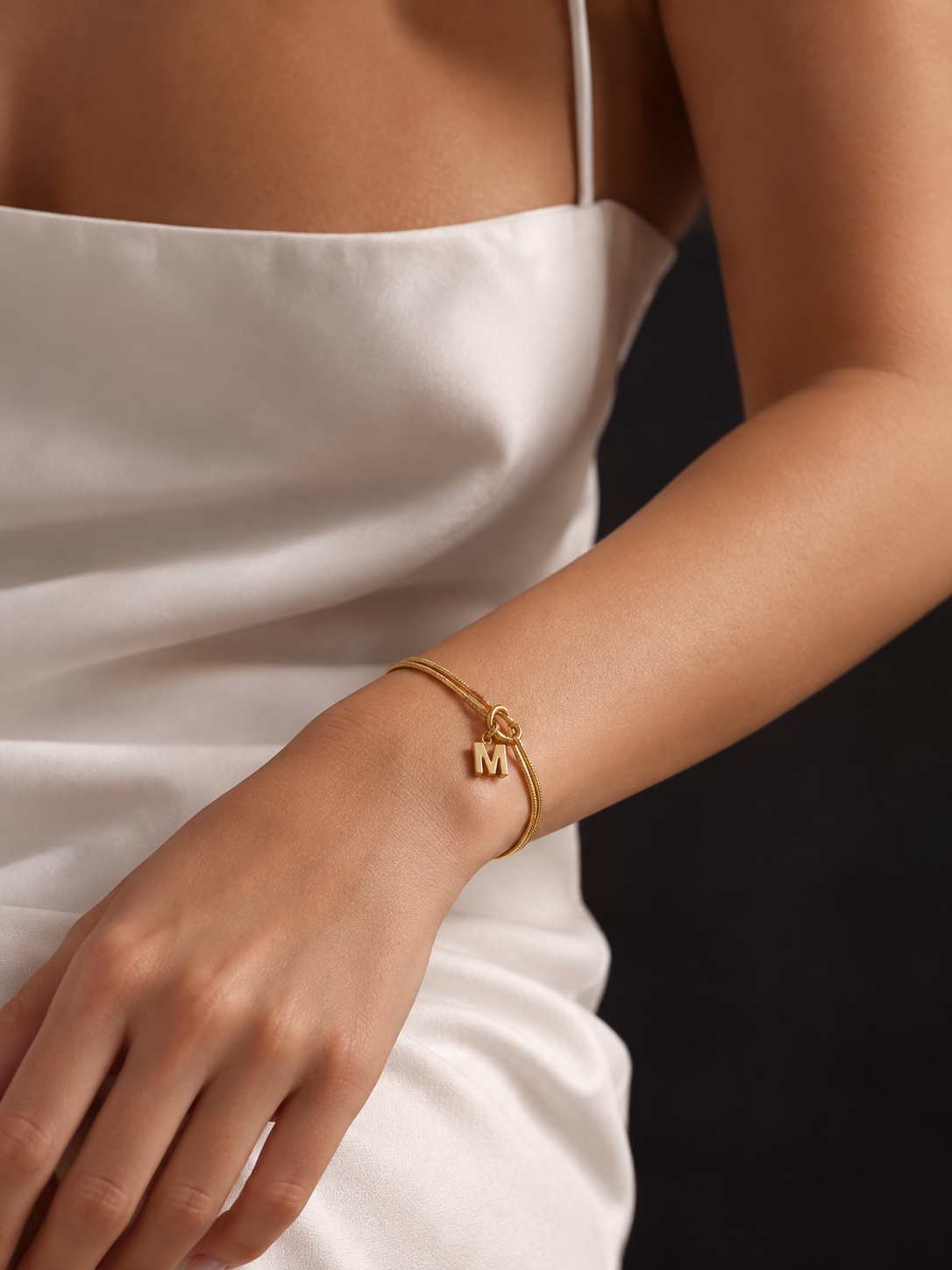 Lia | Knotenarmband mit Initiale