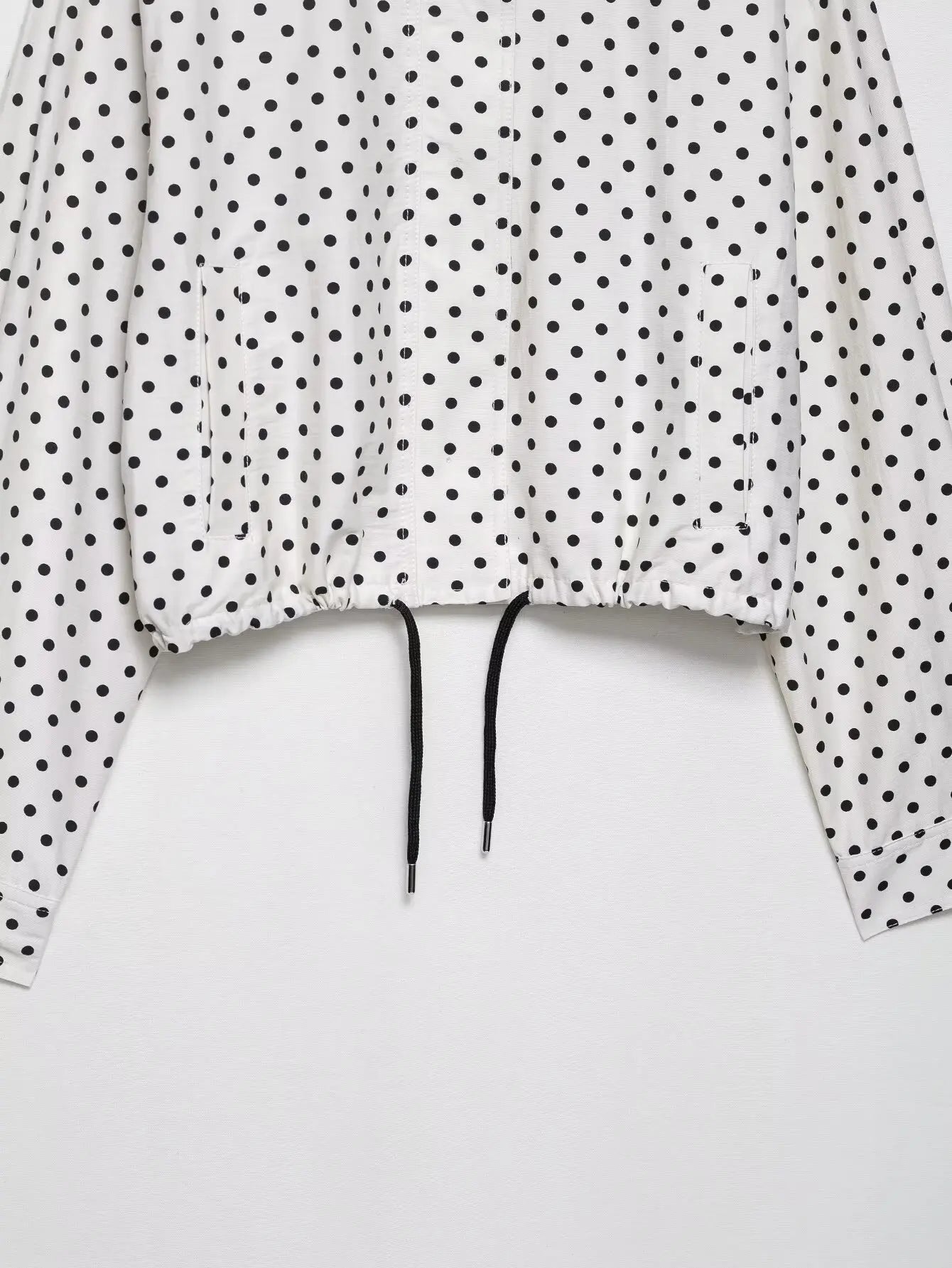 Dotty | Gepunktete Kurzjacke