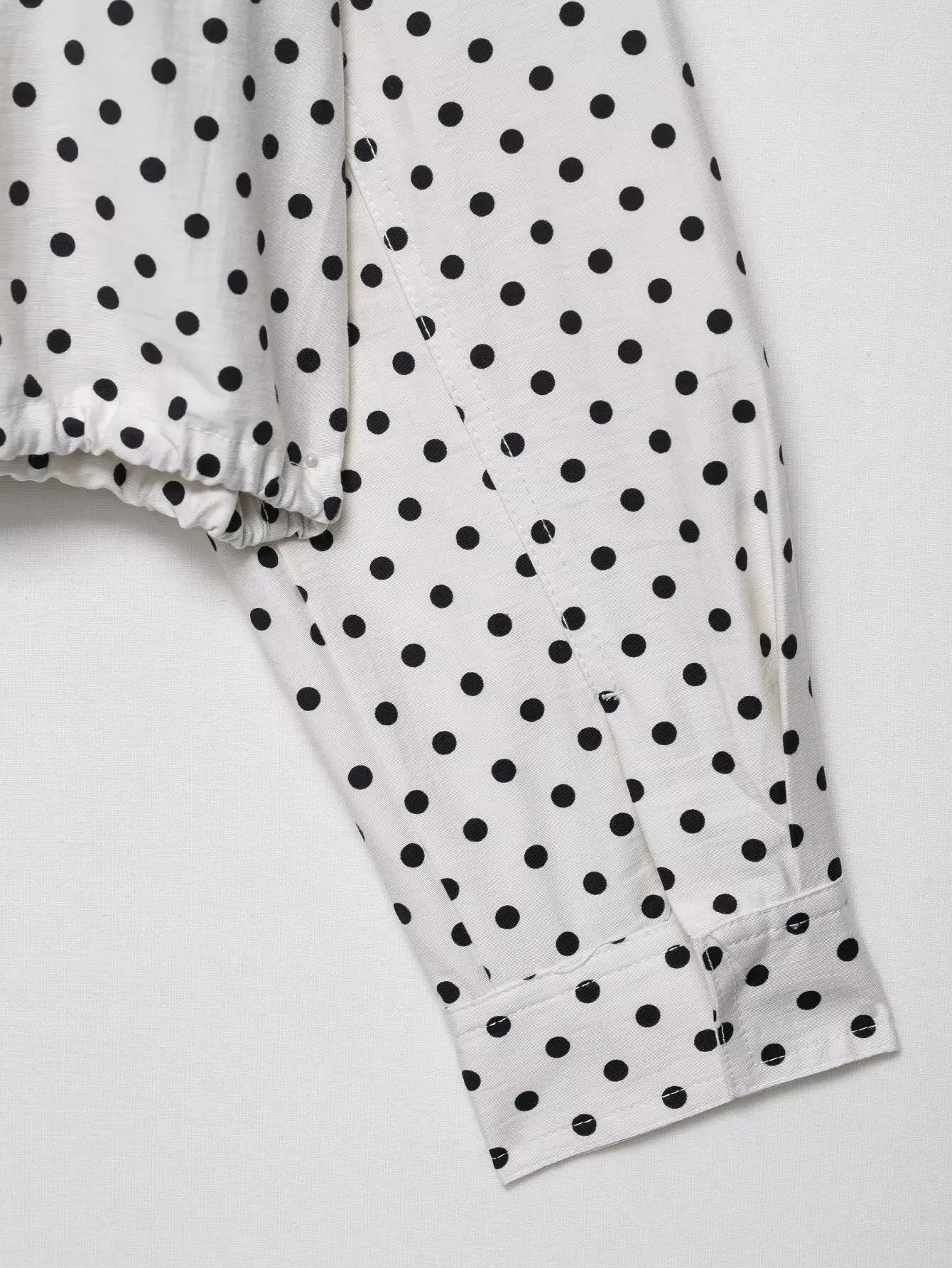 Dotty | Gepunktete Kurzjacke