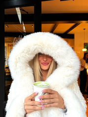 Athena | Cappotto con cappuccio in pelliccia sintetica