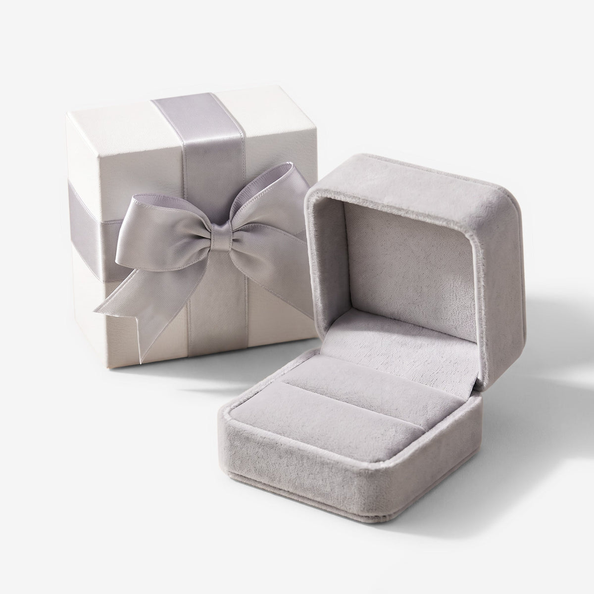 Gift box and ribbon included with the Hug Ring