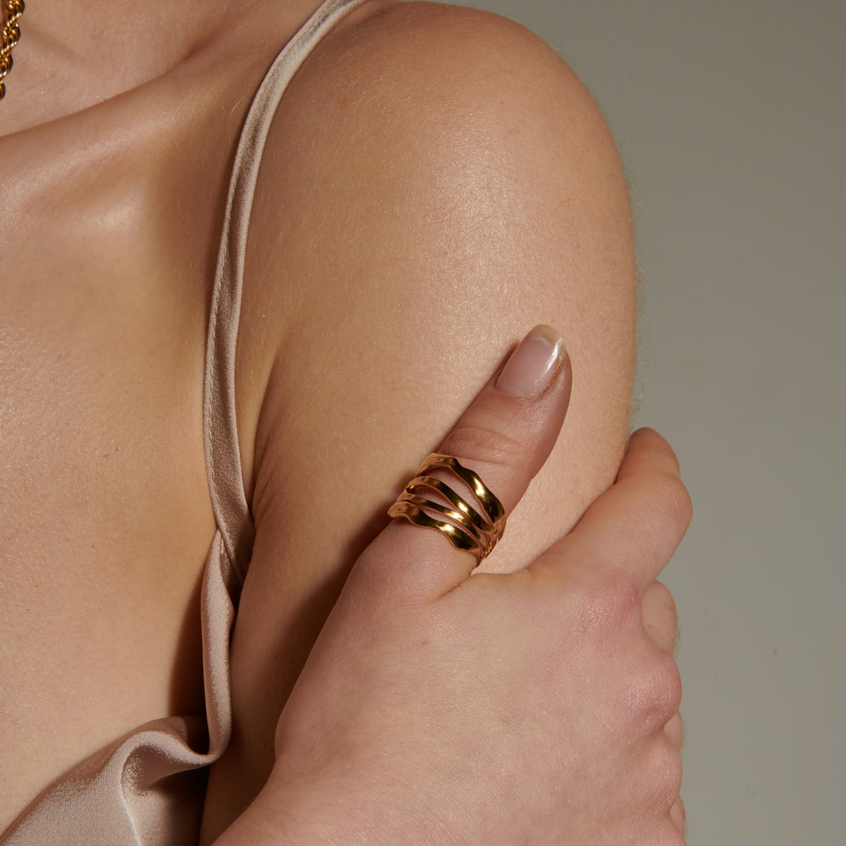 Organic Adjustable Ring — detail 1
