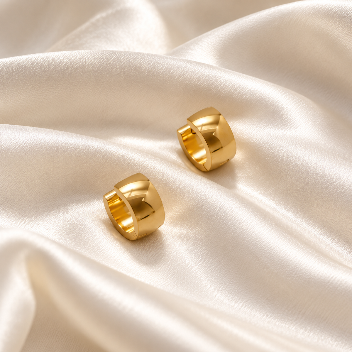 elle mini hoops satin — edited campaign photograph