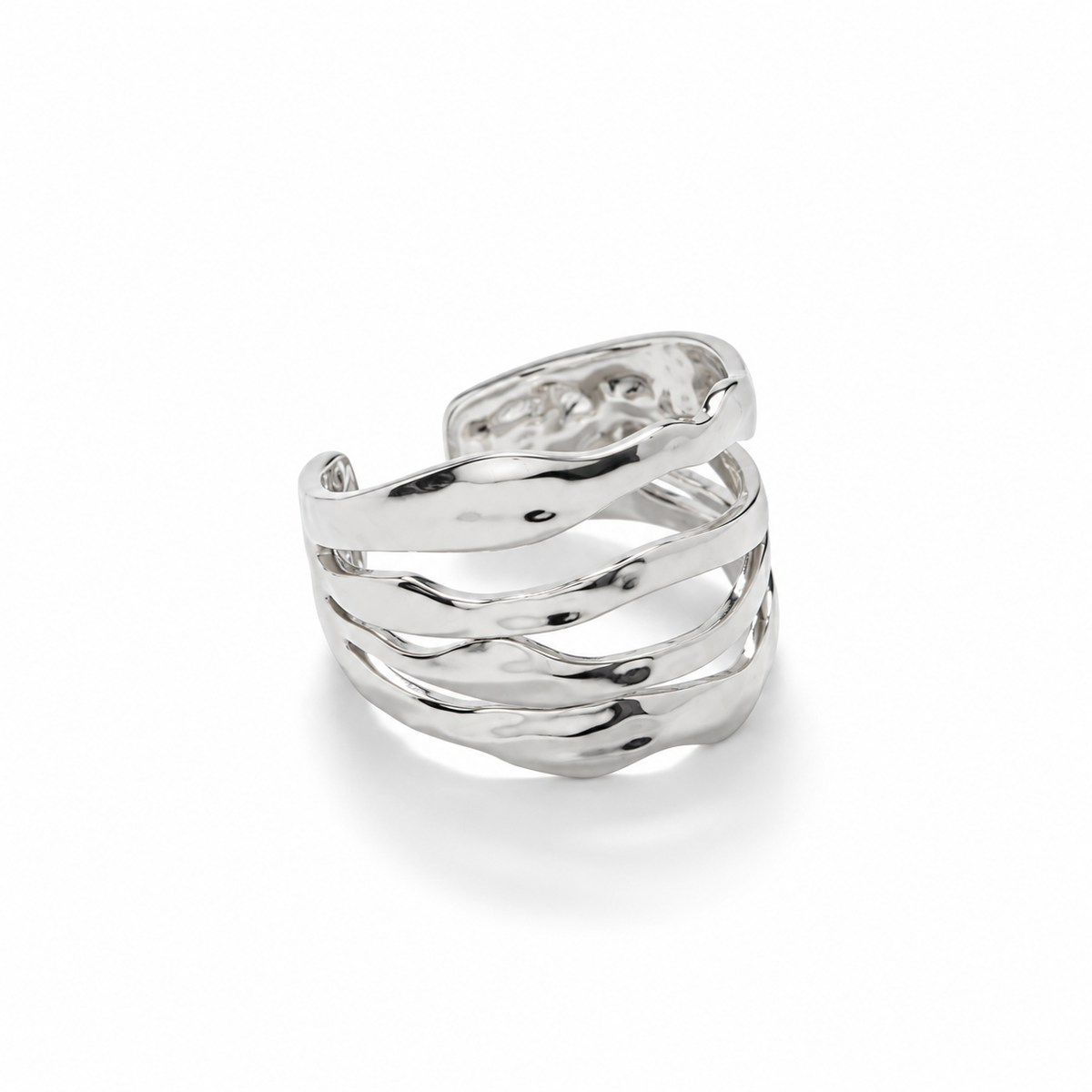 onde organic ring studio silver — campaign product photograph