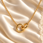 elle linked necklace — detail photograph