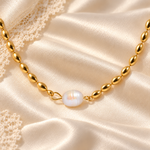 nora pearl necklace — detail photograph