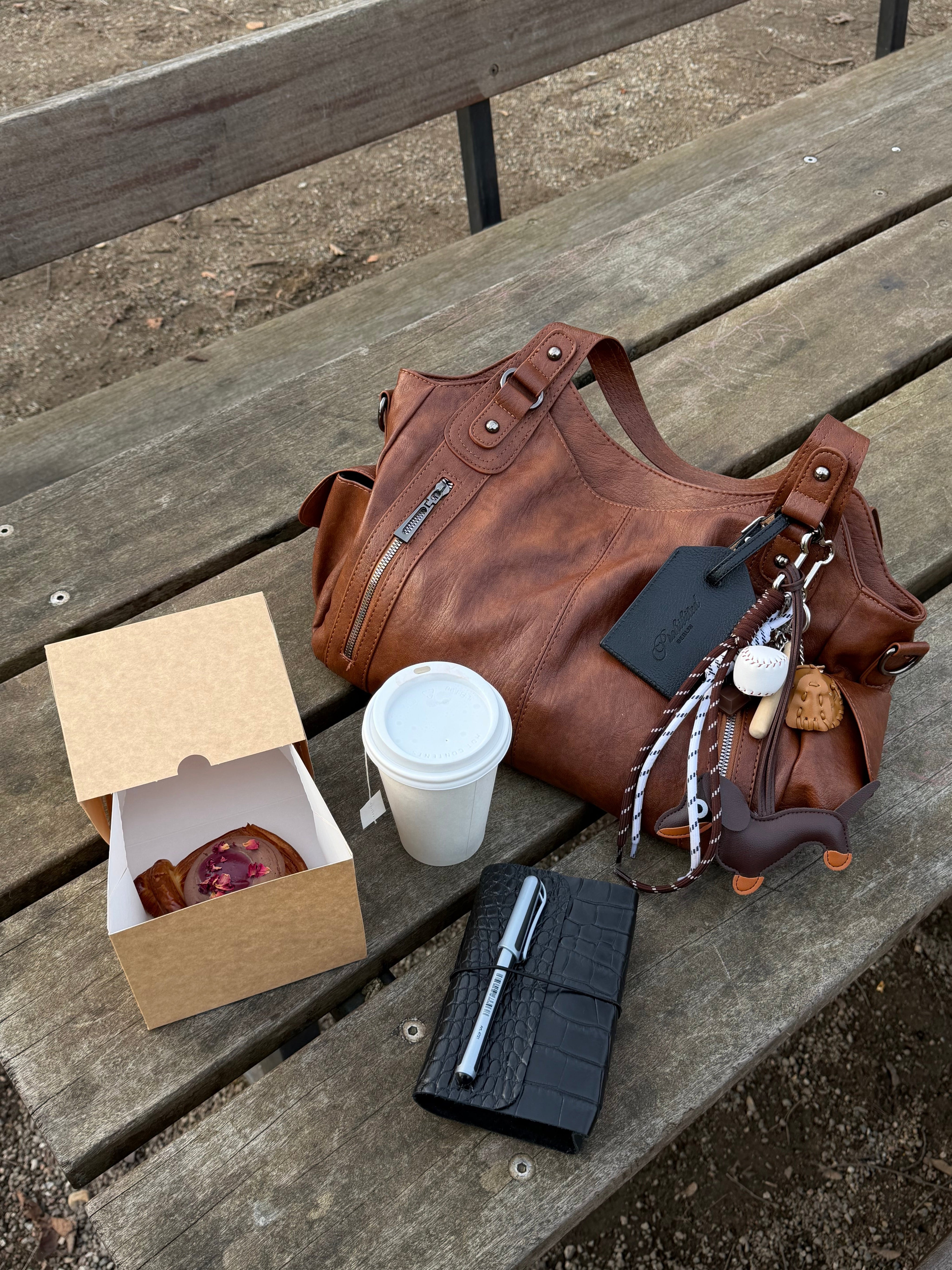 Amalfi | Oversized Multi-Pocket Shoulder Bag