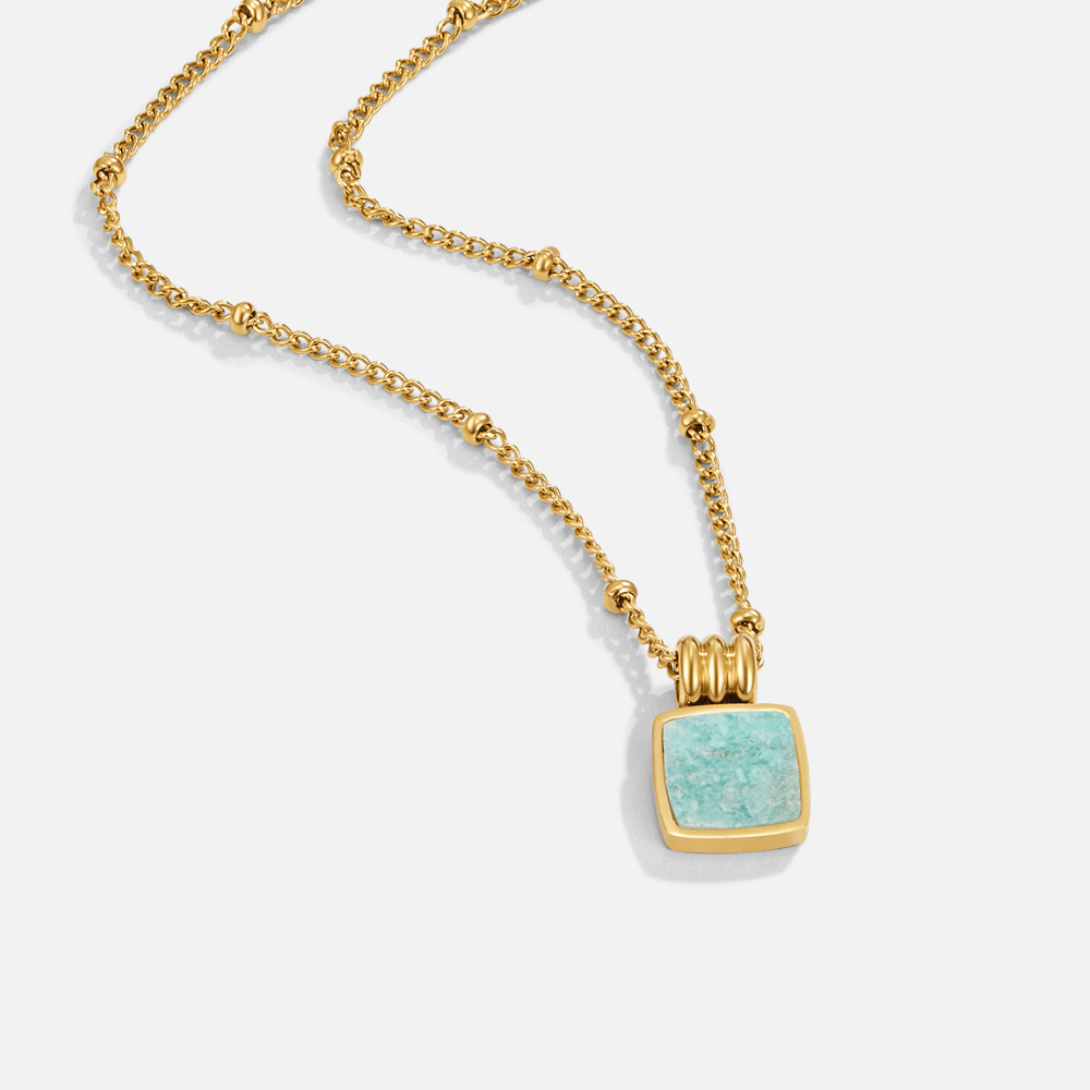 Sadie Green Pendant Necklace