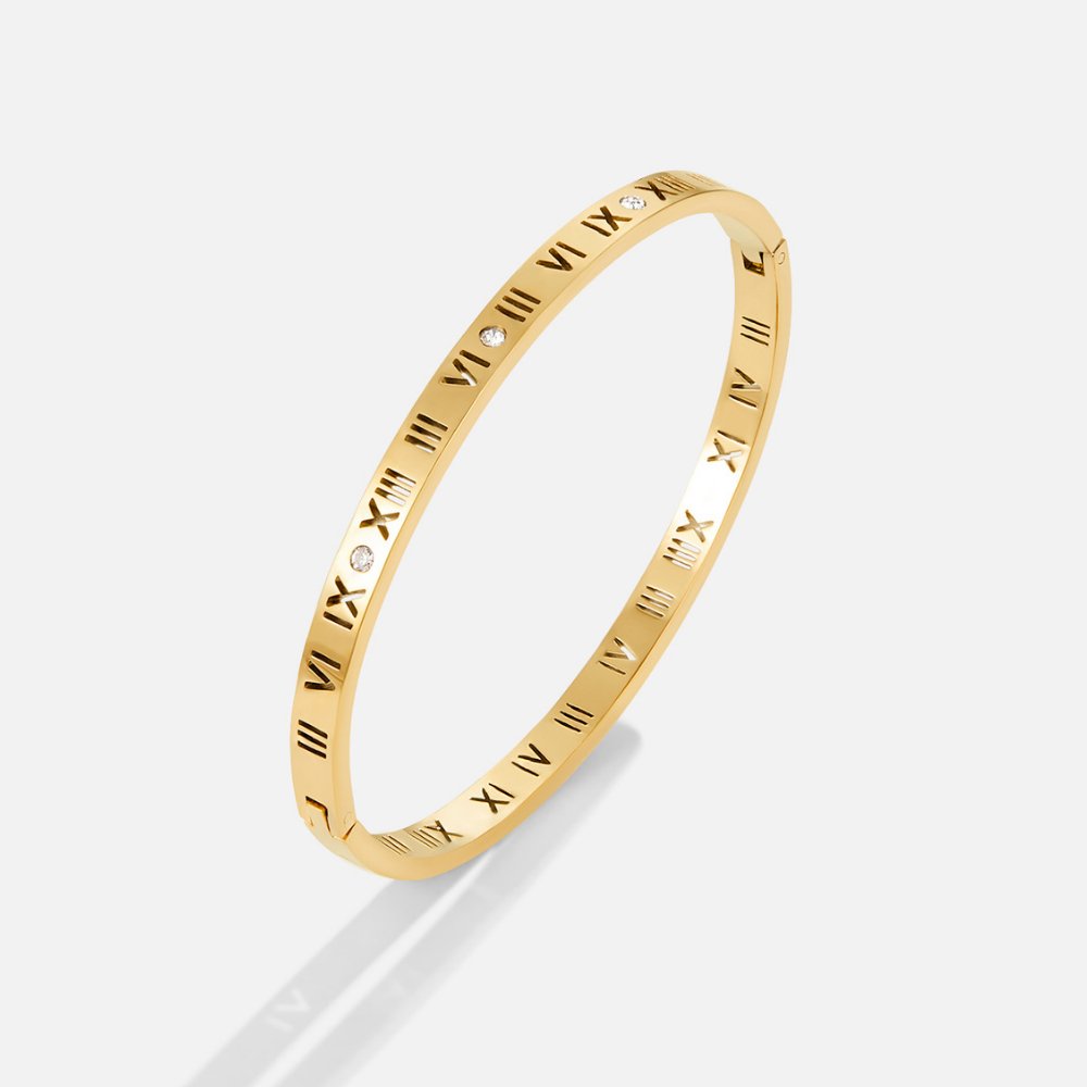 Annabel Bangle