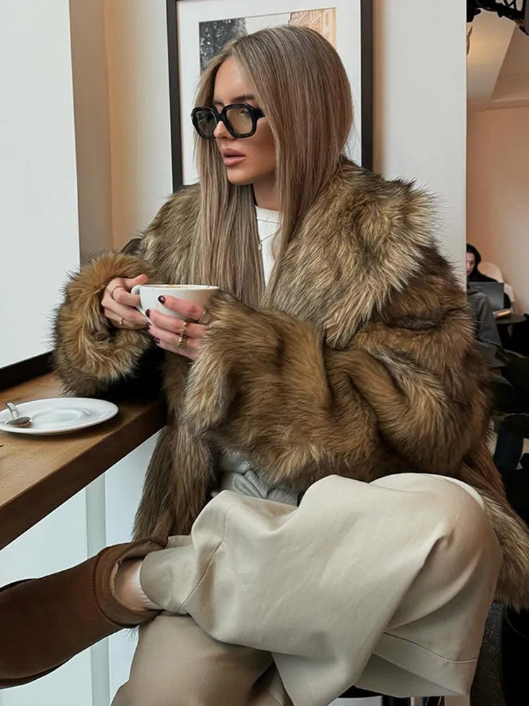 Emily | Giacca invernale corta in pelliccia sintetica